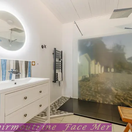 Les Bains De Vendee *