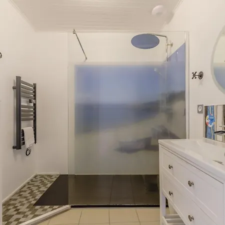 Les Bains De Vendee Apartment *
